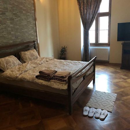 براشوف Old Historical Centre Apartment المظهر الخارجي الصورة